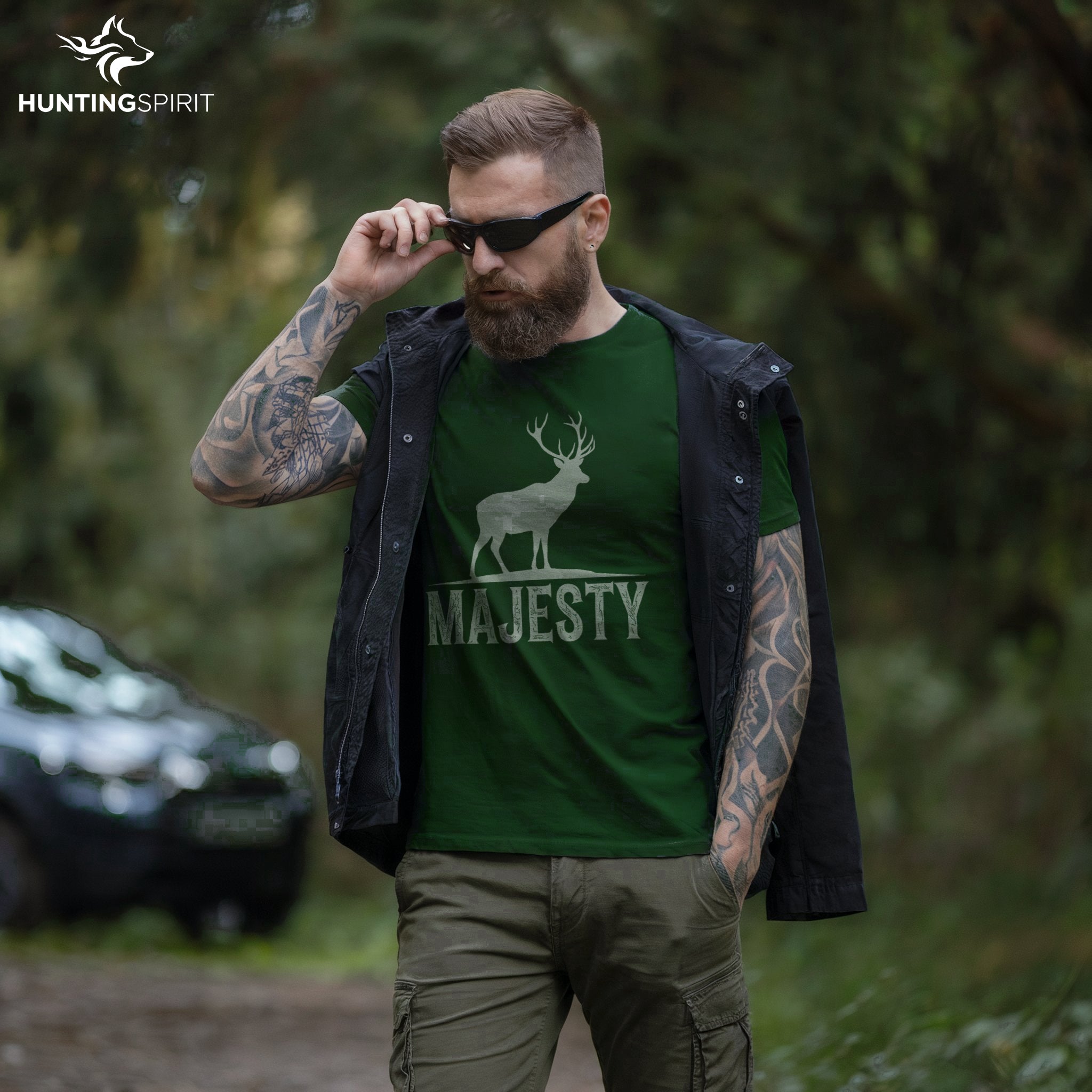 Majesty Stag T-Shirt - Minimalist Wildlife Tee